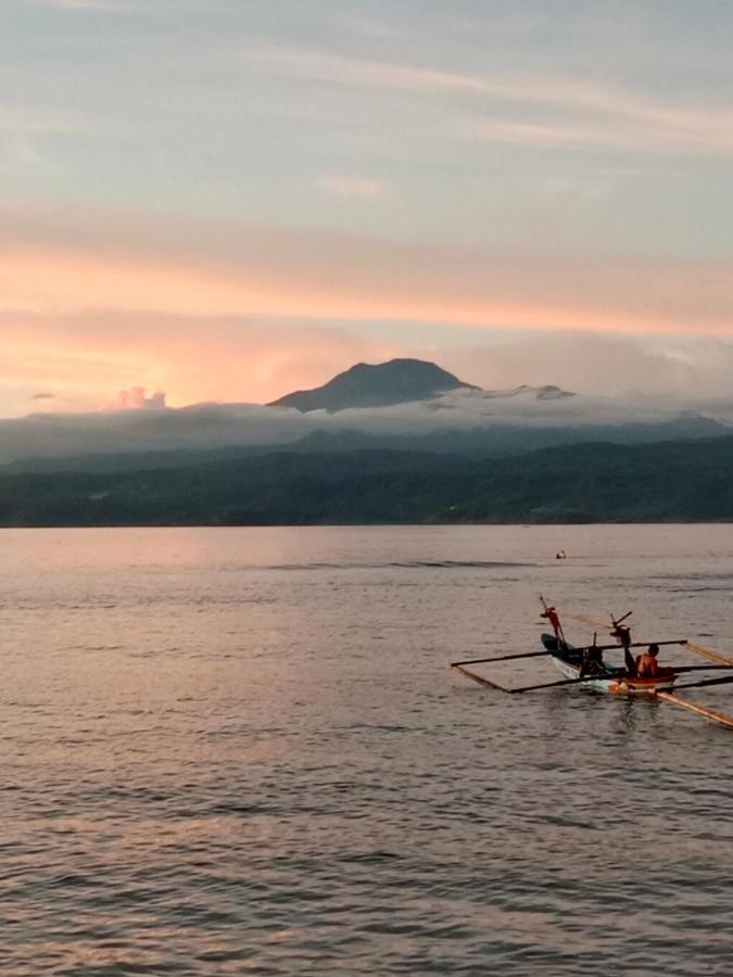 Rumah Nalu Surf Camp Krui Ngoại thất bức ảnh