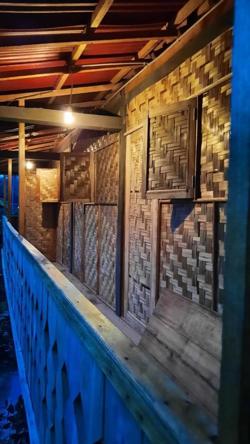 Rumah Nalu Surf Camp Krui Ngoại thất bức ảnh